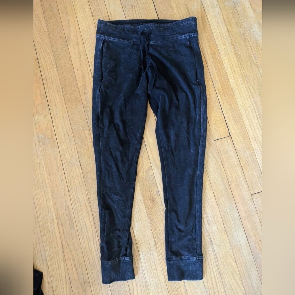 Victoria's Secret Pink Black Leggings Size M